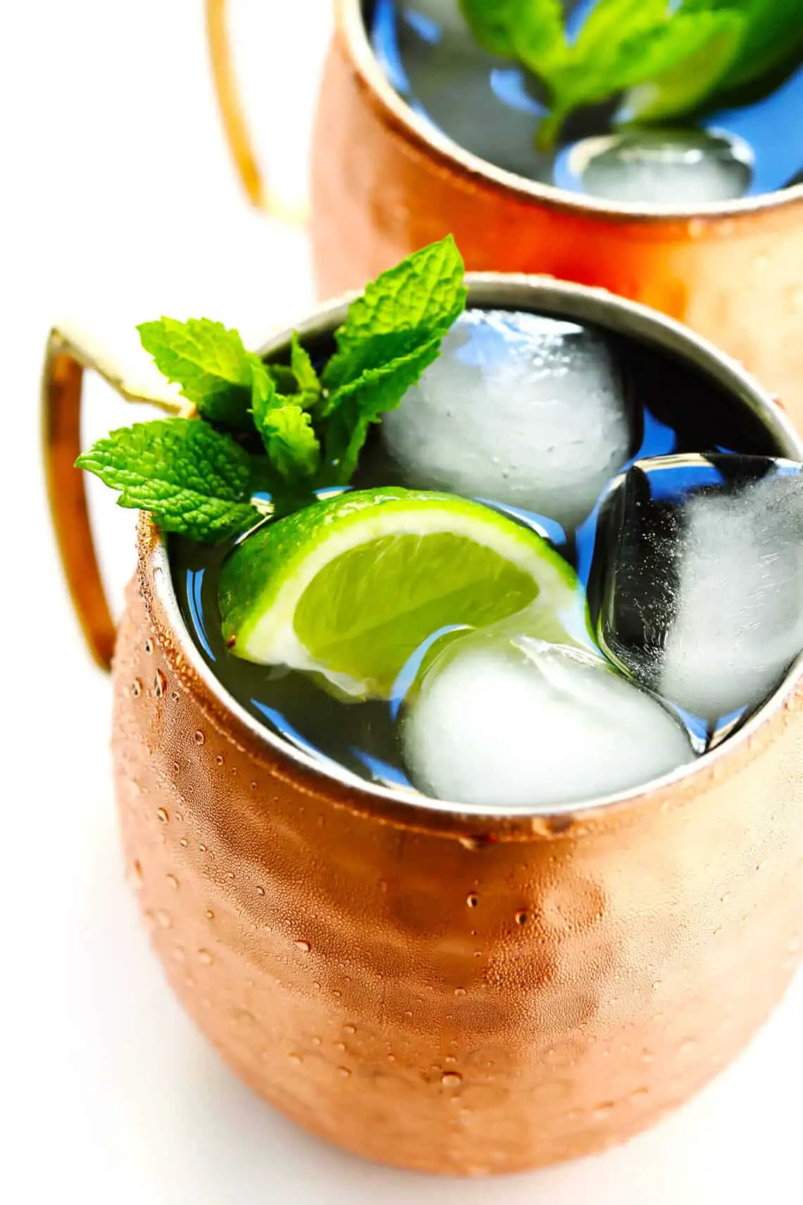 How To Make A Moscow Mule Recipe 4 1 8420440 1140x1710