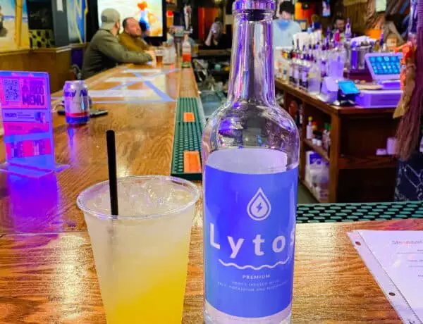 lytos-premium-vodka-review-2