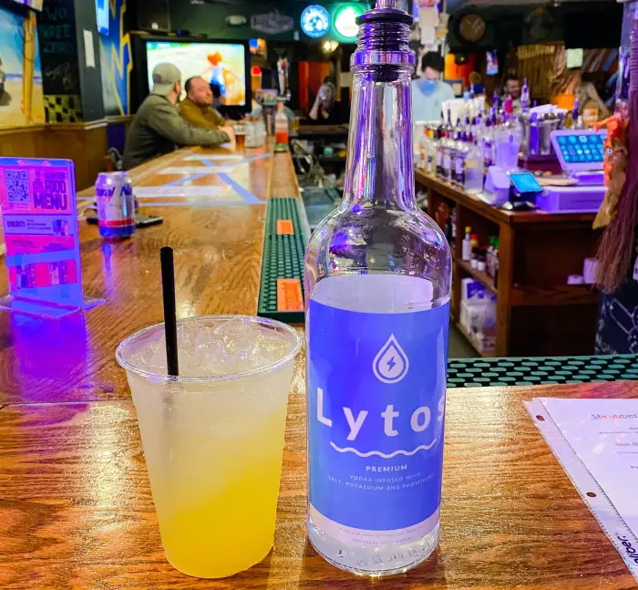 lytos-premium-vodka-review-2